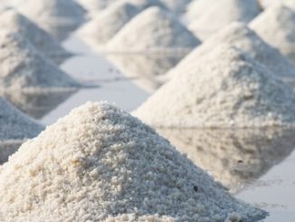 Salt heaps. Reducing salt in food is a goal of many product developers.