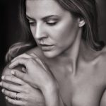 A woman with beautiful skin. A good example of skin health.