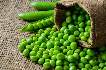 Peas - the best vegetable ever, especially with fish fingers ! Is it the pea flavour we love ?