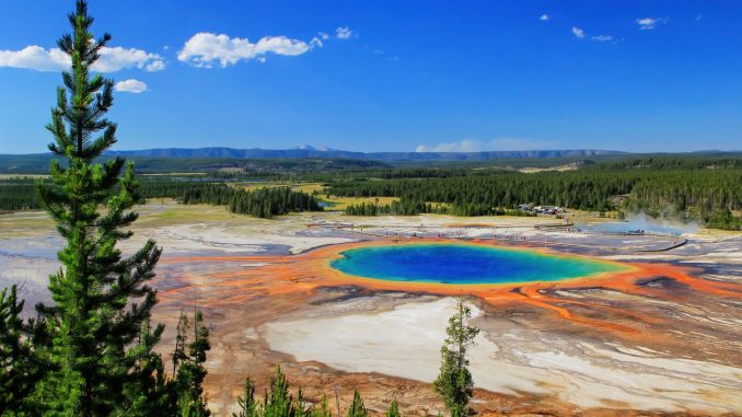 Grand Prismatic Spring, Yellowstone National park in Wyoming. USA. Source of SRBs (sulphate-reducing bacteria).