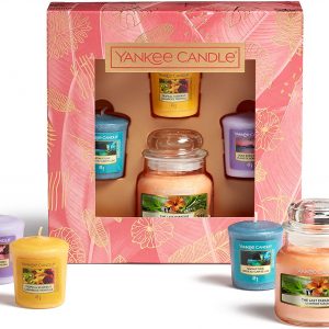 Yankee Candle Gift Set | 3 Scented Votive Candles & 1 Small Jar Candle | The Last Paradise Collection | Ideal for Mother's Day