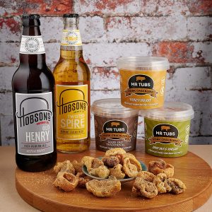 Mr Tubs Premium Double Hand Cooked Pork Crackling Gift Set - with Hobsons Old Henry Real Ale & Twisted Spire Blonde Beer (2 x 500ml Bottles) Gift Case