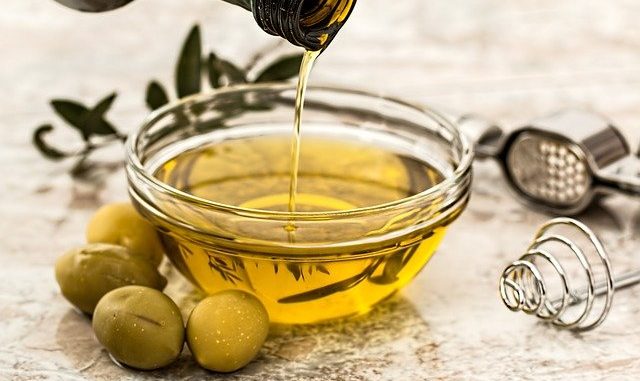 olive oil. Edible oils.