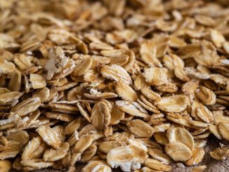 oat flakes. beta-glucan in oats measured using AOAC Method 995.16