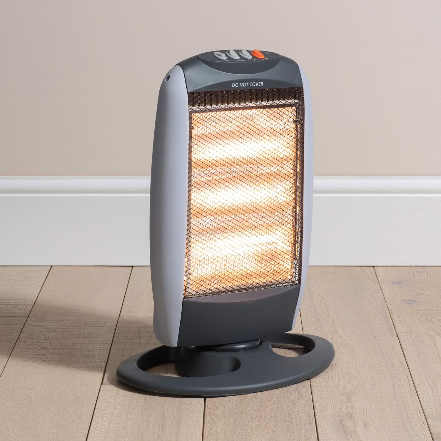 Daewoo Oscillating Halogen Heater With Tip Over Cut-Out, 3 Heat Settings, and Instant Heat Glow