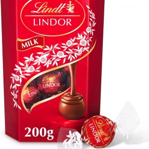 Lindt Lindor Milk Chocolate Truffles Box - Approx 16 balls, 200g - Chocolate Truffles with a Smooth Melting Filling - Gift Present - Christmas, Birthday,...